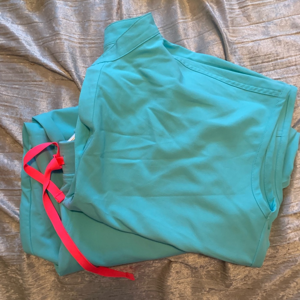 Figs Neon Blue scrub set